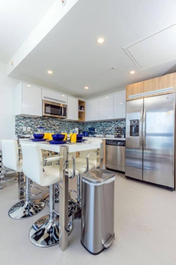 Breath Taking Beach Front Views Condo Eagle Beach Palm Beach Esterno foto